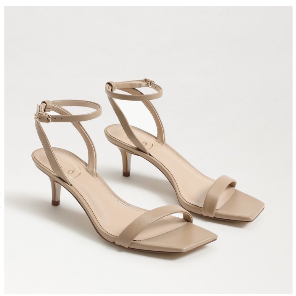 RAYELLE KITTEN HEEL
